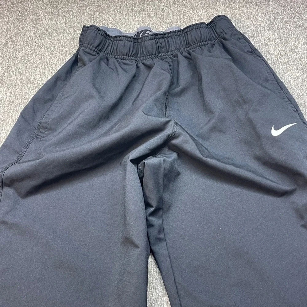 Nike Team Woven Men's Training Pants Black Dri-FIT Track Sweats 377786 Medium